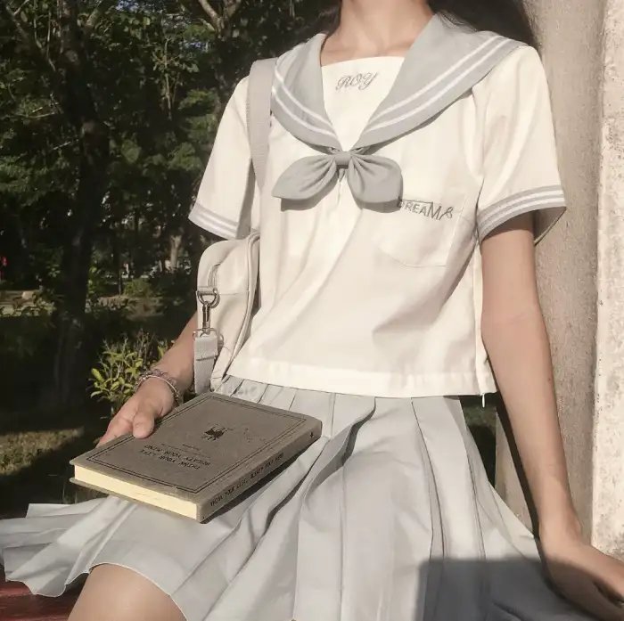 女高男低